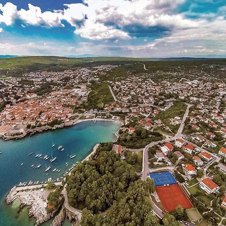 Nice apartment in Vrh with 1 Bedrooms, WiFi&Outdoor swimming pool Buitenkant foto