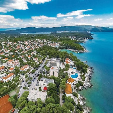 Nice apartment in Vrh with 1 Bedrooms, WiFi&Outdoor swimming pool Buitenkant foto